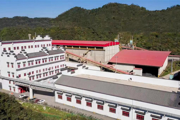 【綠色發(fā)展】坐在固廢處置車間喝咖啡！解開清鎮(zhèn)水泥窯協(xié)同處置項(xiàng)目綠色密碼